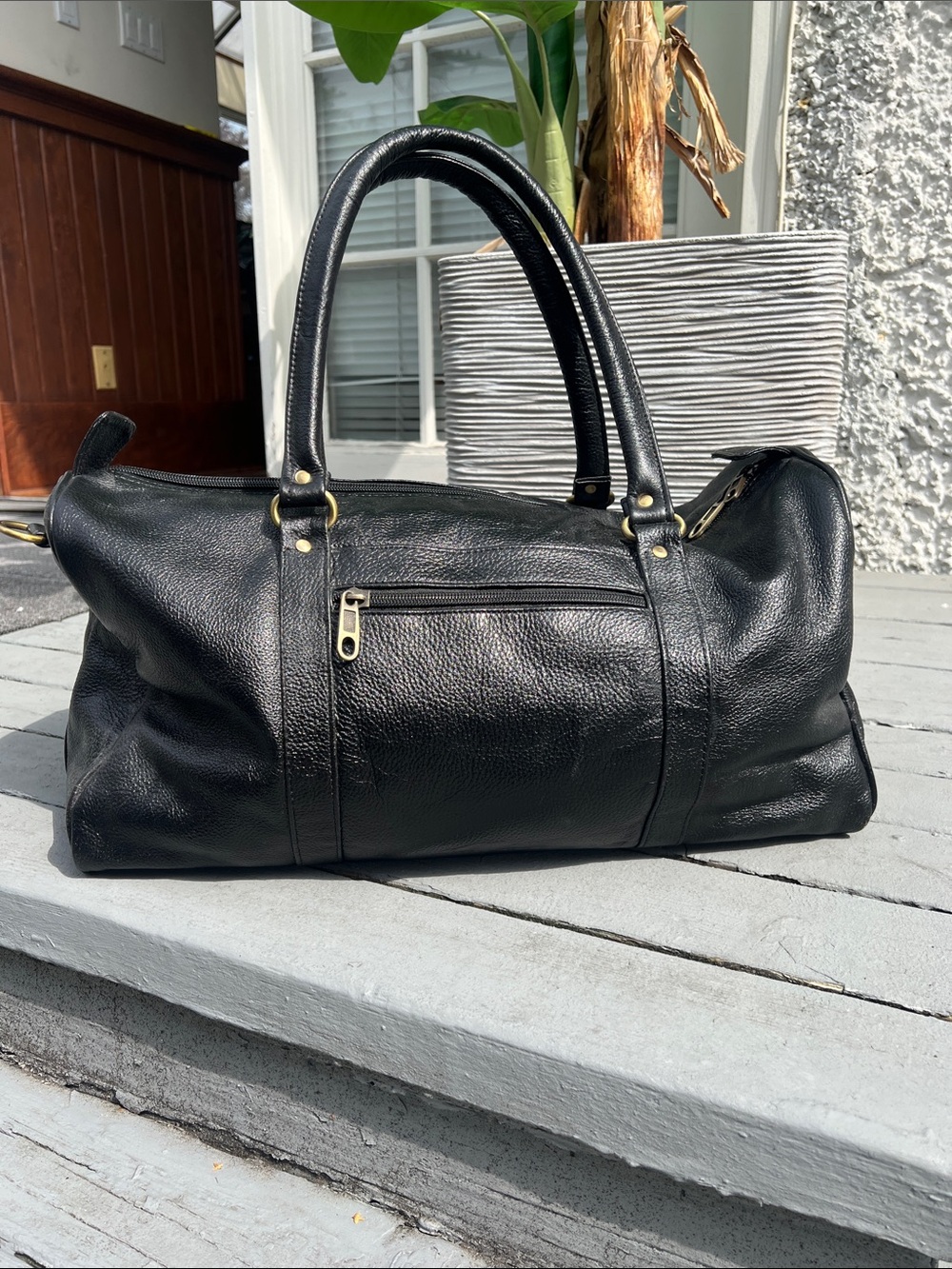Classic 100% pure Black Leather Weekender Duffel Bag - Unbranded